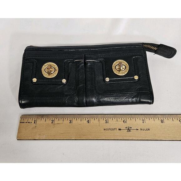 Marc By Marc Jacobs Black Leather Turnlock Tip Zip Rectangular Wallet Clutch - Picture 11 of 12